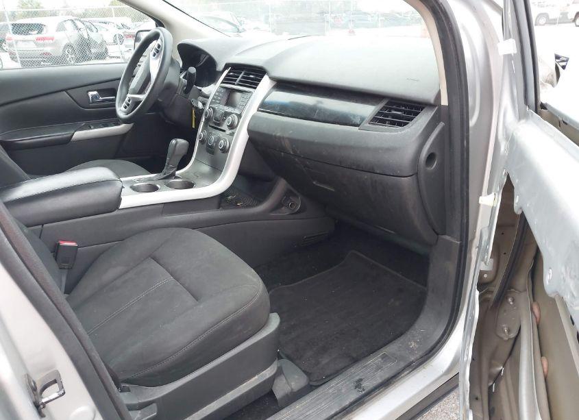 Photo 5 of 2013 Ford Edge SE (VIN 2FMDK3GC5DBA82689)