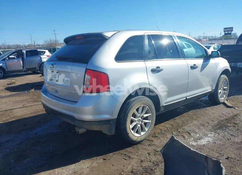 Photo 4 of 2013 Ford Edge SE (VIN 2FMDK3GC5DBE33732)