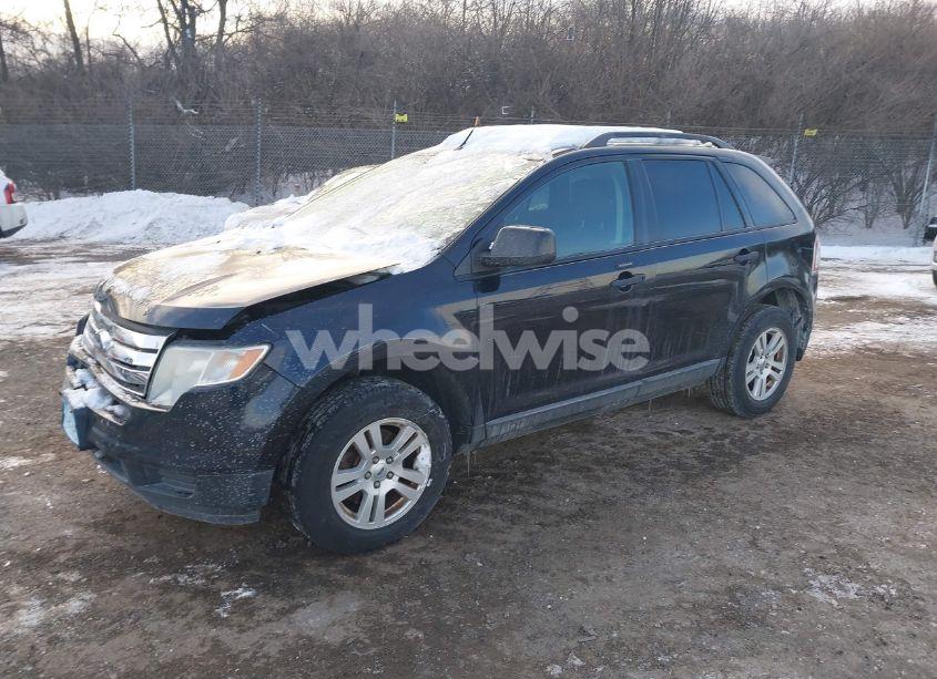 Photo 2 of 2010 Ford Edge SE (VIN 2FMDK3GC6ABA89436)