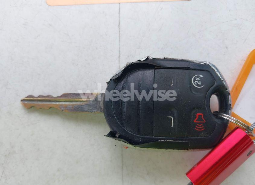 Photo 11 of 2011 Ford Edge SE (VIN 2FMDK3GC6BBB10304)