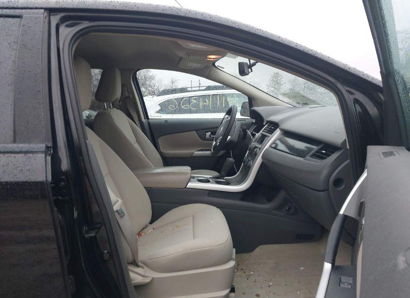 Photo 5 of 2011 Ford Edge SE (VIN 2FMDK3GC6BBB59678)