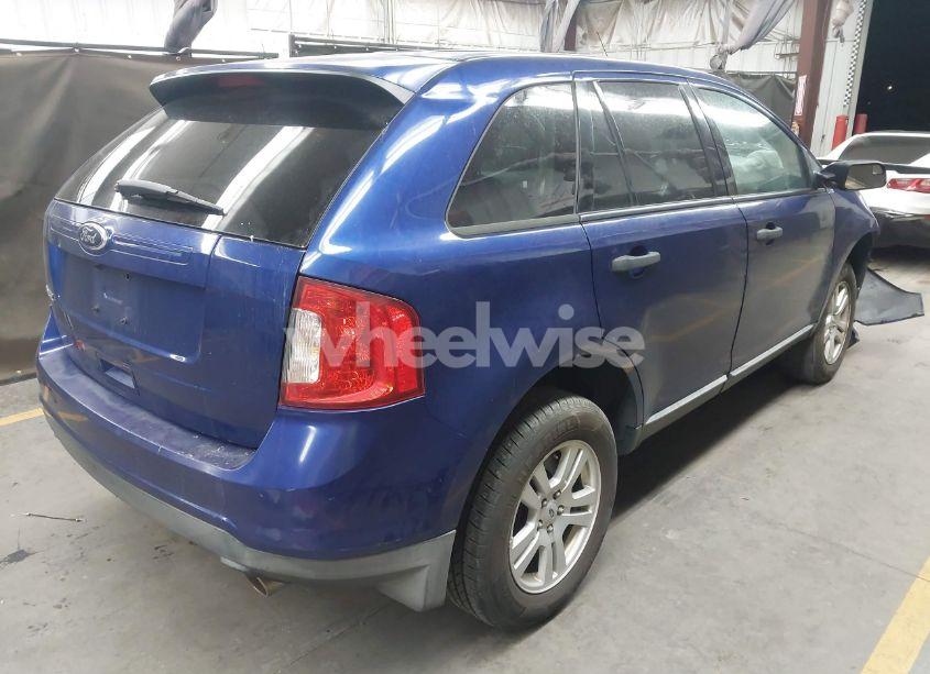 Photo 4 of 2013 Ford Edge SE (VIN 2FMDK3GC6DBA21884)