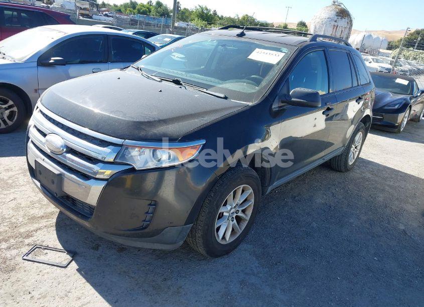 Photo 2 of 2013 Ford Edge SE (VIN 2FMDK3GC6DBC06890)