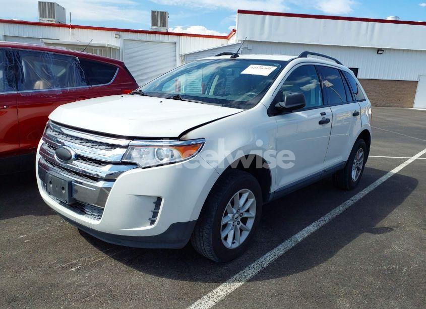 Photo 2 of 2013 Ford Edge SE (VIN 2FMDK3GC6DBC30266)