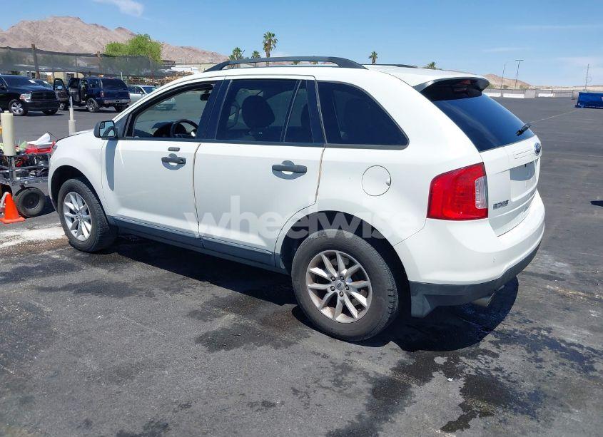 Photo 3 of 2013 Ford Edge SE (VIN 2FMDK3GC6DBC30266)