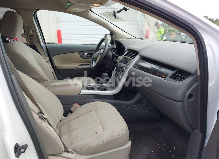 Photo 5 of 2014 Ford Edge SE (VIN 2FMDK3GC6EBB46238)