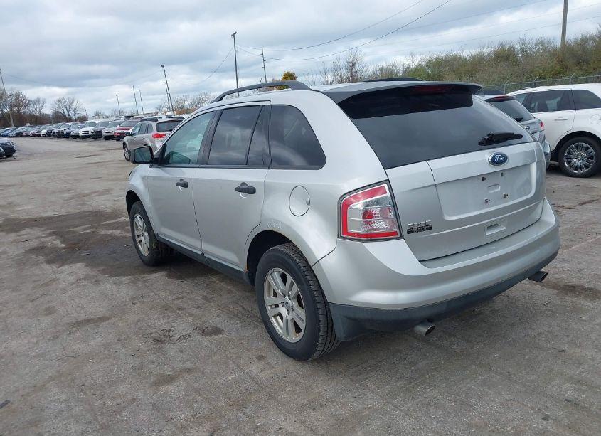 Photo 3 of 2010 Ford Edge SE (VIN 2FMDK3GC7ABA86027)