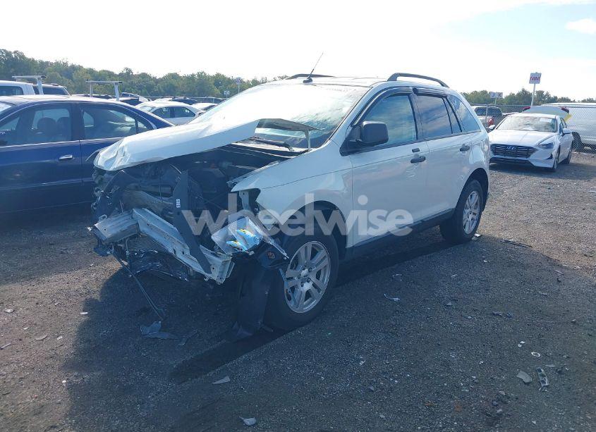 Photo 2 of 2010 Ford Edge SE (VIN 2FMDK3GC7ABB40913)