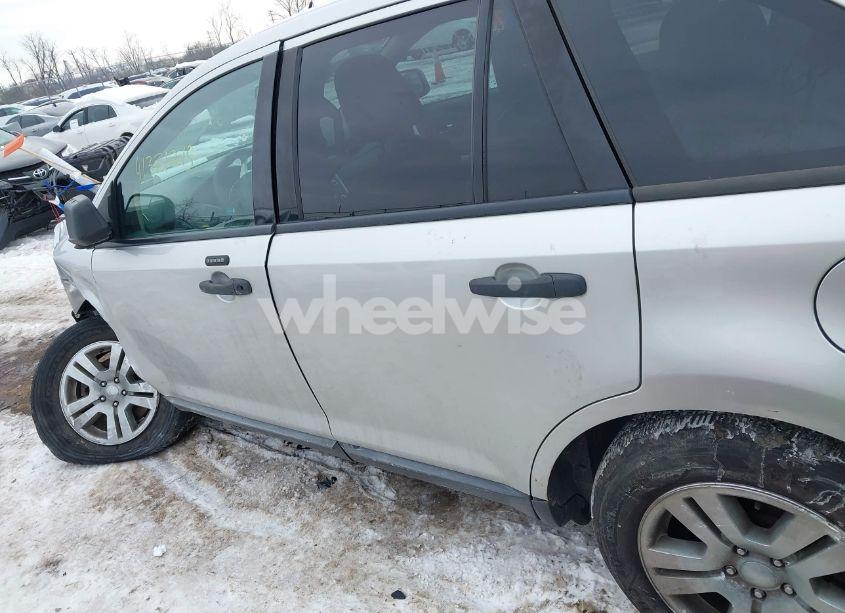 Photo 14 of 2011 Ford Edge SE (VIN 2FMDK3GC7BBA26217)