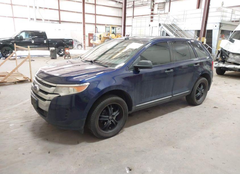 Photo 2 of 2011 Ford Edge SE (VIN 2FMDK3GC7BBB00588)