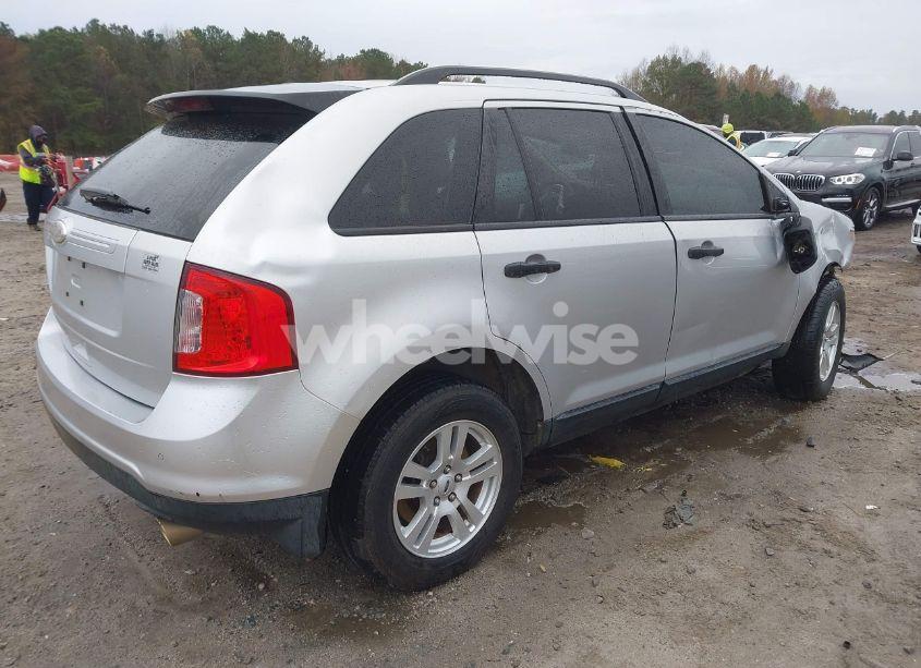 Photo 4 of 2011 Ford Edge SE (VIN 2FMDK3GC7BBB05564)