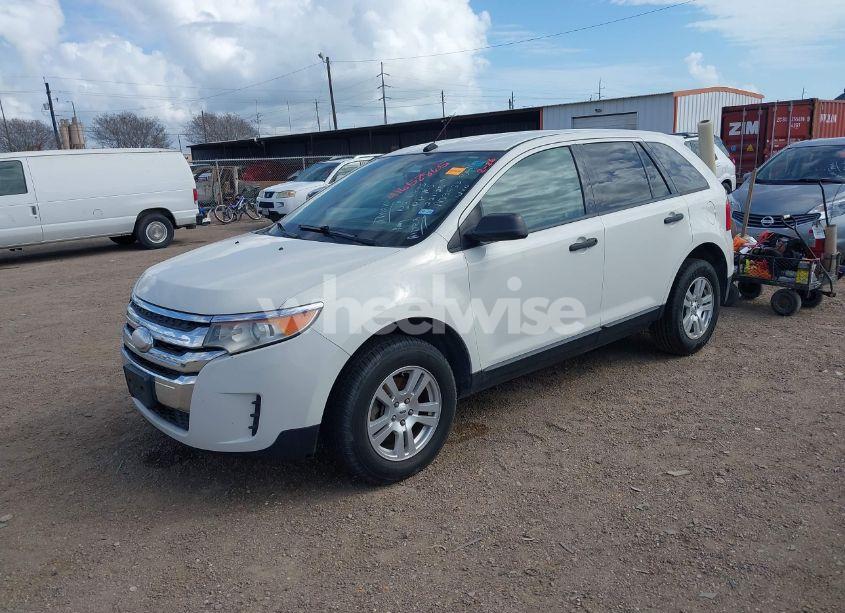 Photo 2 of 2012 Ford Edge SE (VIN 2FMDK3GC7CBA03523)