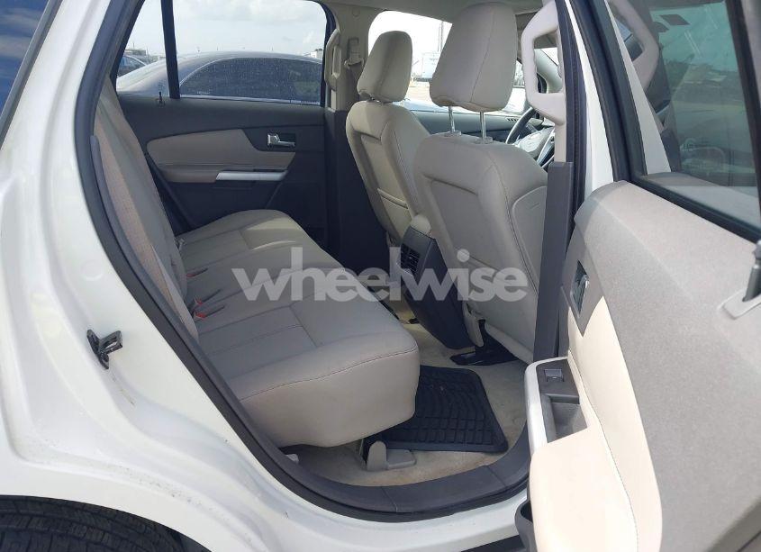 Photo 8 of 2012 Ford Edge SE (VIN 2FMDK3GC7CBA03523)