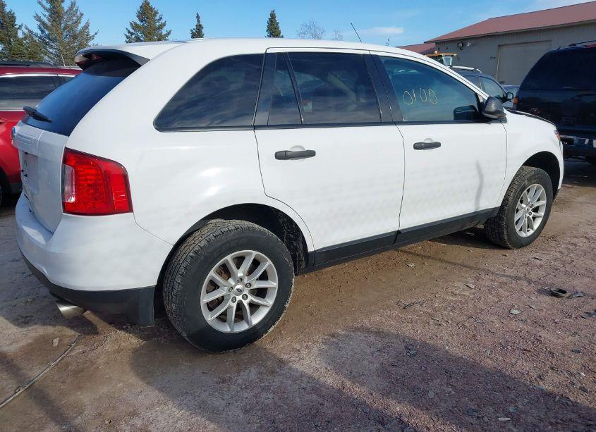 Photo 4 of 2014 Ford Edge SE (VIN 2FMDK3GC7EBA84137)