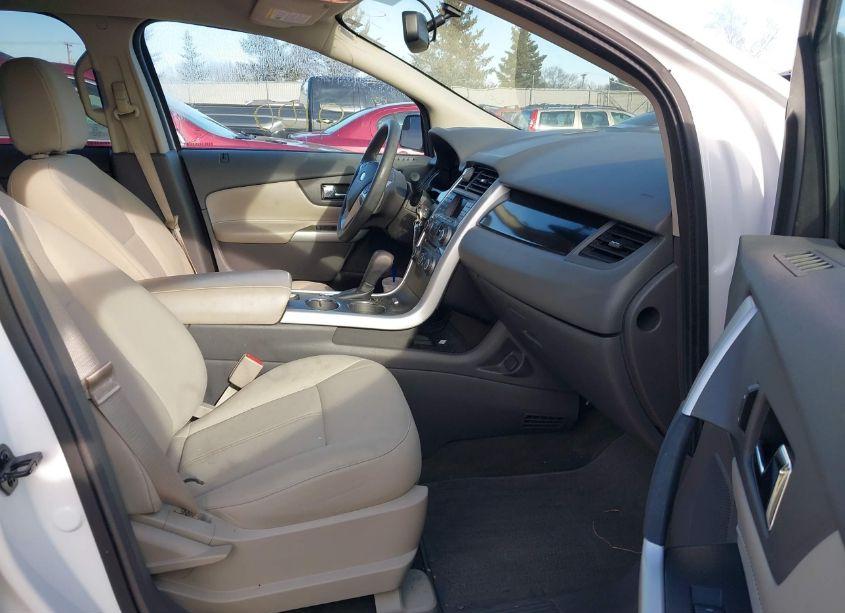 Photo 5 of 2014 Ford Edge SE (VIN 2FMDK3GC7EBA84137)