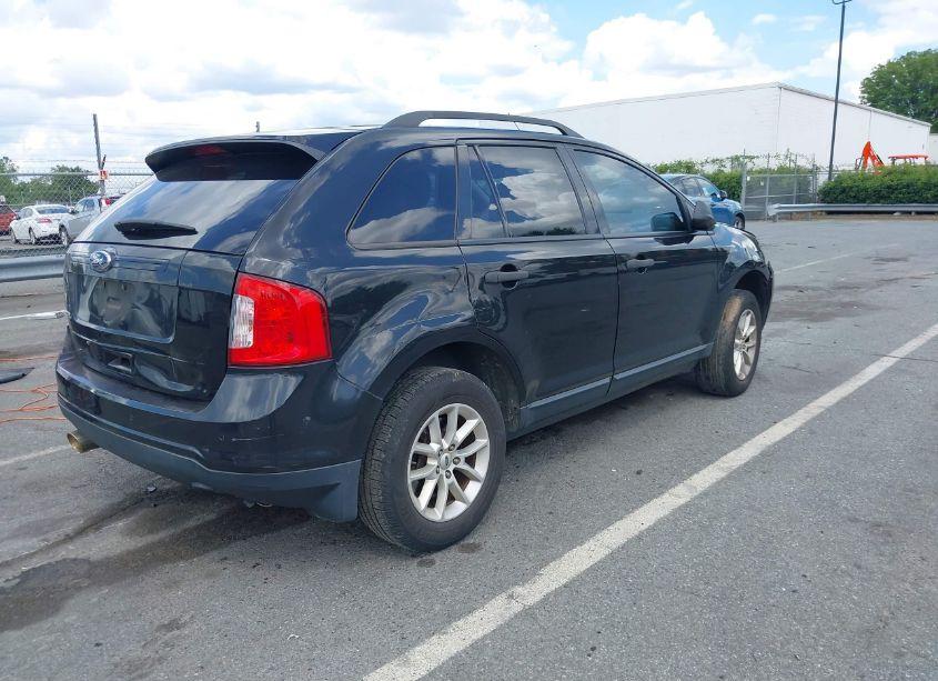 Photo 4 of 2014 Ford Edge SE (VIN 2FMDK3GC7EBB03897)