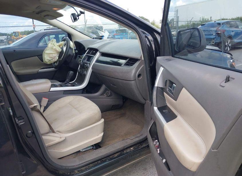 Photo 5 of 2014 Ford Edge SE (VIN 2FMDK3GC7EBB03897)