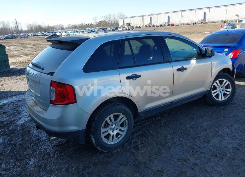 Photo 4 of 2011 Ford Edge SE (VIN 2FMDK3GC8BBA52356)