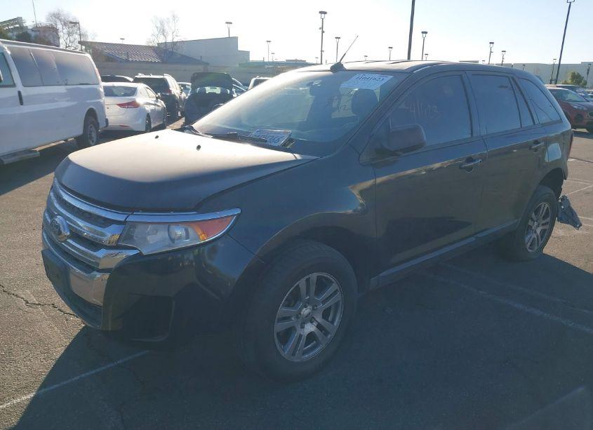 Photo 2 of 2012 Ford Edge SE (VIN 2FMDK3GC8CBA61205)