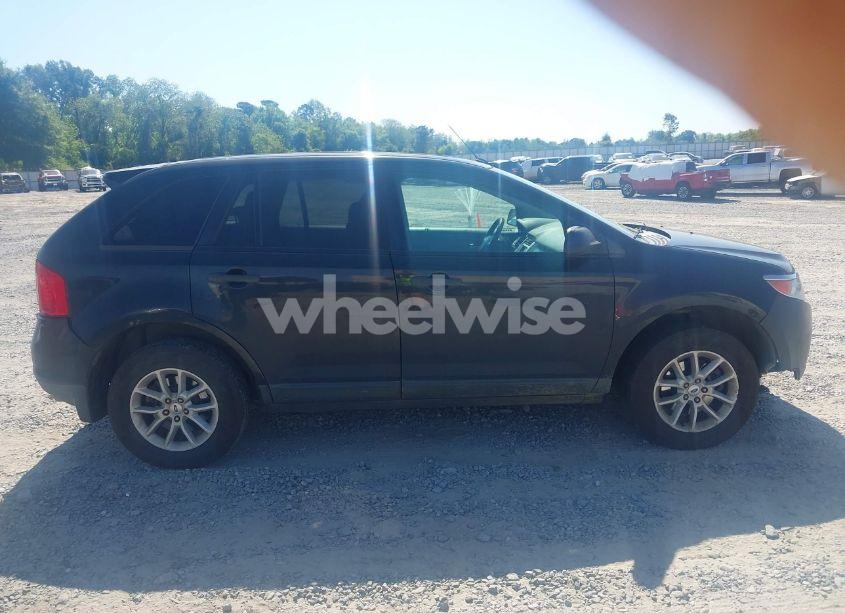 Photo 13 of 2013 Ford Edge SE (VIN 2FMDK3GC8DBE23616)