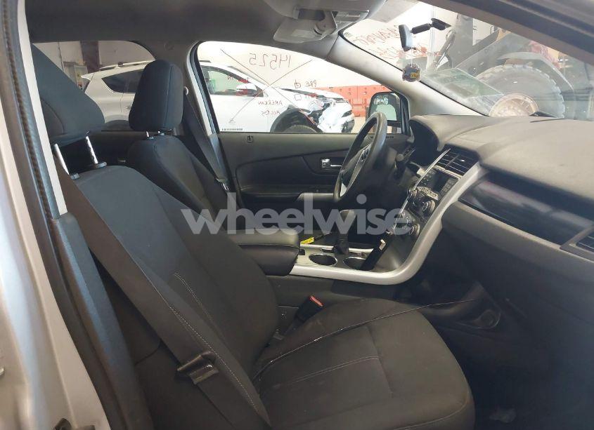 Photo 5 of 2011 Ford Edge SE (VIN 2FMDK3GC9BBA28681)