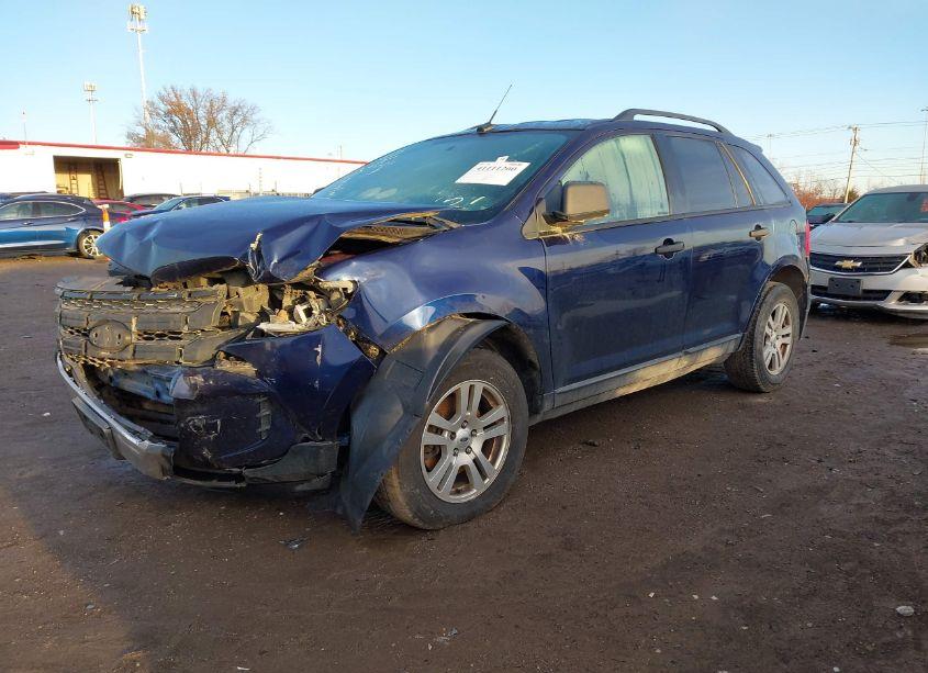 Photo 2 of 2011 Ford Edge SE (VIN 2FMDK3GC9BBA30057)