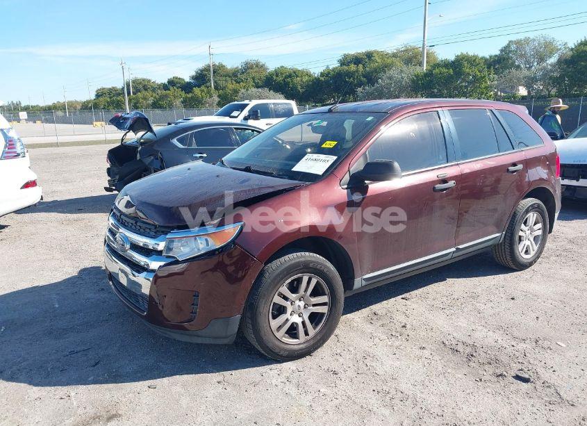 Photo 2 of 2012 Ford Edge SE (VIN 2FMDK3GC9CBA44557)
