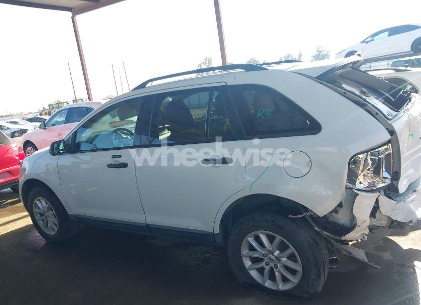 Photo 14 of 2013 Ford Edge SE (VIN 2FMDK3GC9DBC30388)