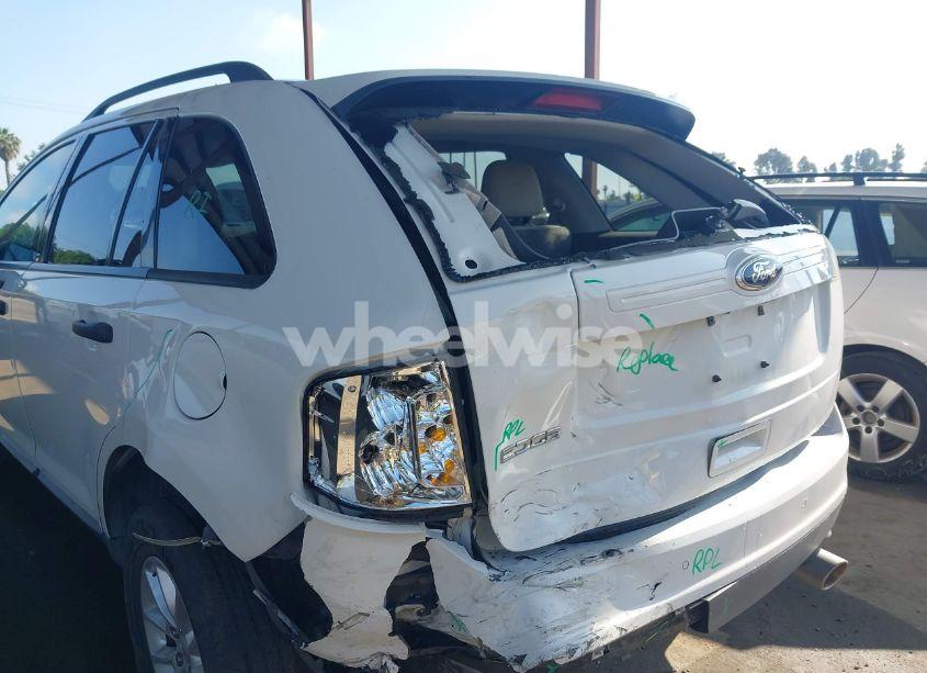 Photo 6 of 2013 Ford Edge SE (VIN 2FMDK3GC9DBC30388)