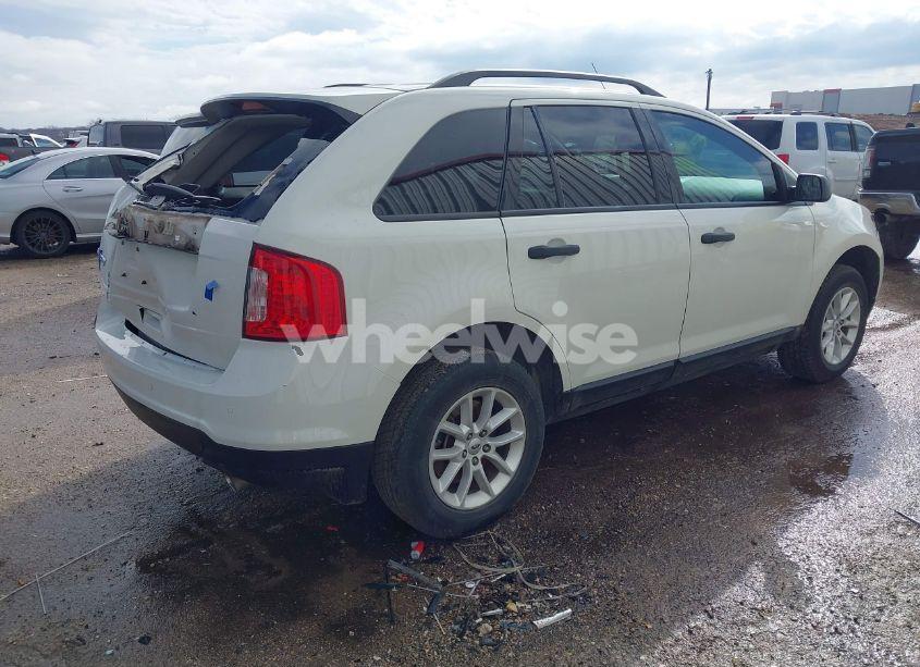 Photo 4 of 2013 Ford Edge SE (VIN 2FMDK3GC9DBC96178)