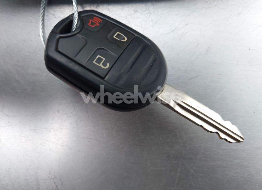 Photo 11 of 2010 Ford Edge SE (VIN 2FMDK3GCXABB27850)