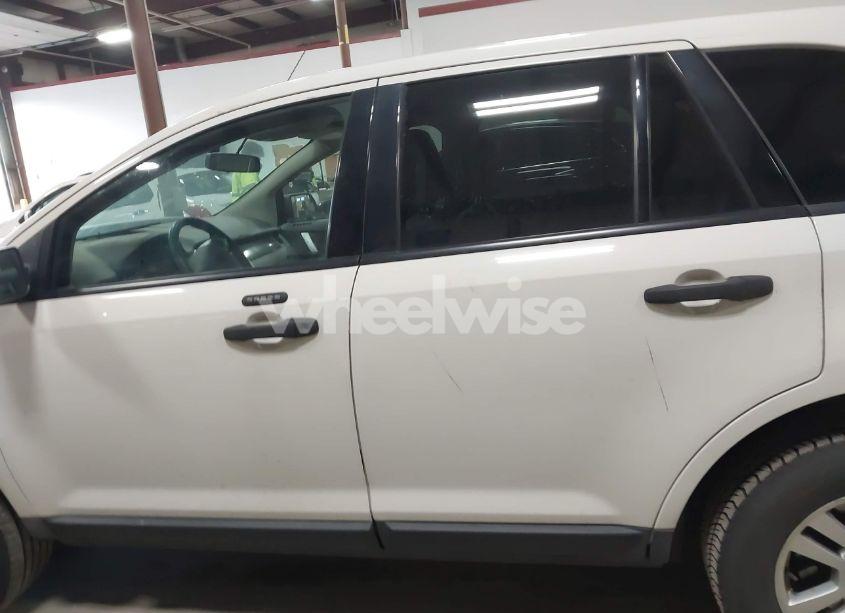 Photo 14 of 2012 Ford Edge SE (VIN 2FMDK3GCXCBA66454)