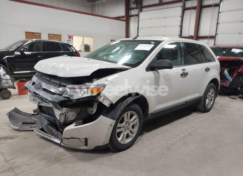 Photo 2 of 2012 Ford Edge SE (VIN 2FMDK3GCXCBA66454)