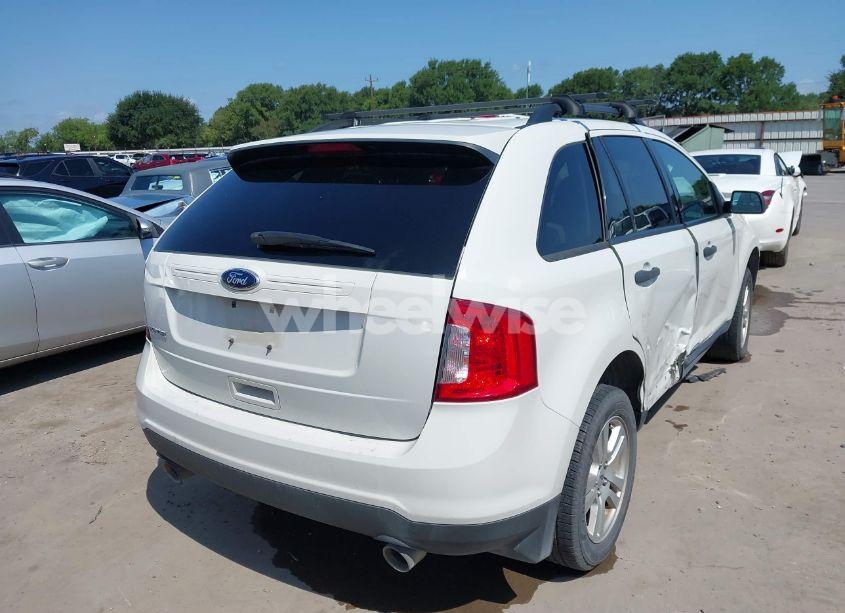 Photo 4 of 2013 Ford Edge SE (VIN 2FMDK3GCXDBA51874)