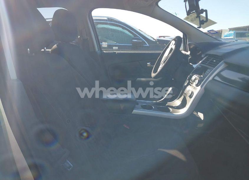 Photo 5 of 2013 Ford Edge SE (VIN 2FMDK3GCXDBE24198)