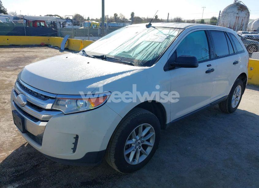 Photo 2 of 2013 Ford Edge SE (VIN 2FMDK3GCXDBE34794)