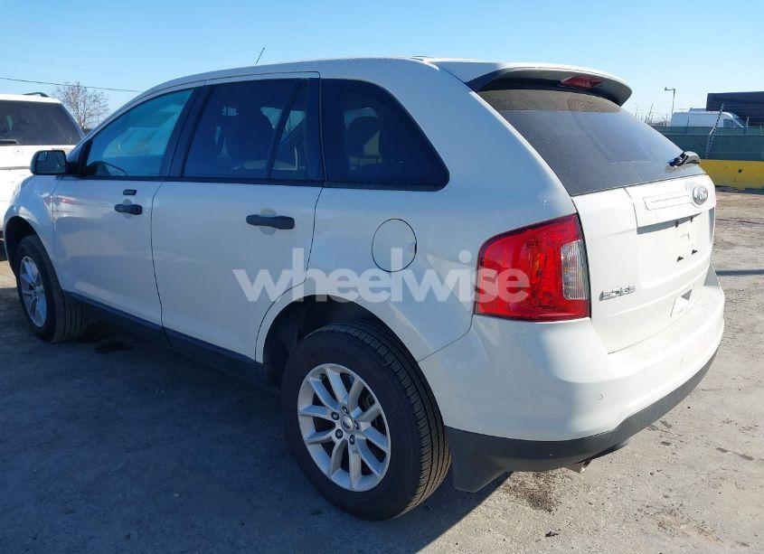 Photo 3 of 2013 Ford Edge SE (VIN 2FMDK3GCXDBE34794)
