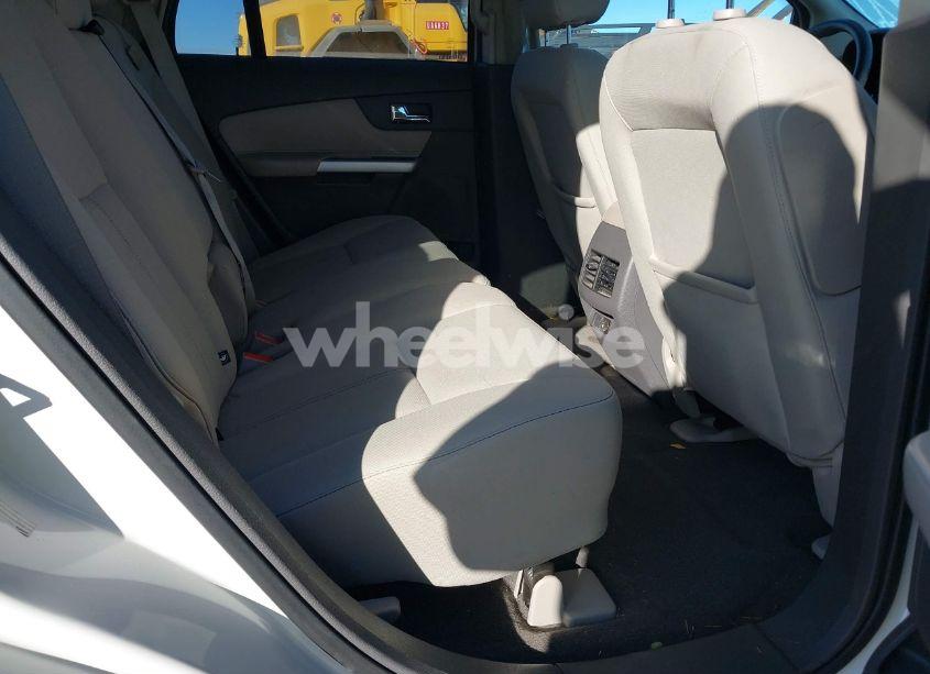 Photo 8 of 2013 Ford Edge SE (VIN 2FMDK3GCXDBE34794)