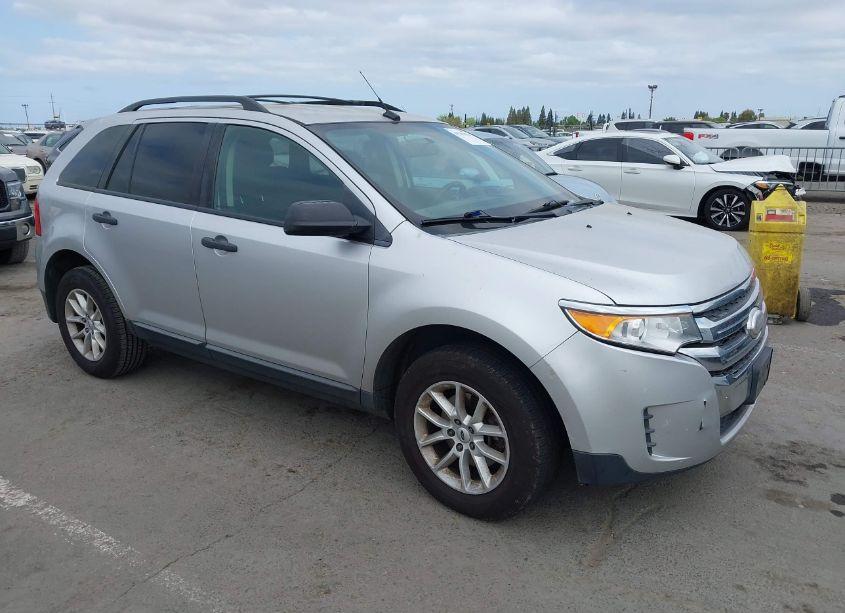 2014 Ford Edge SE (VIN 2FMDK3GCXEBA07536) main photo