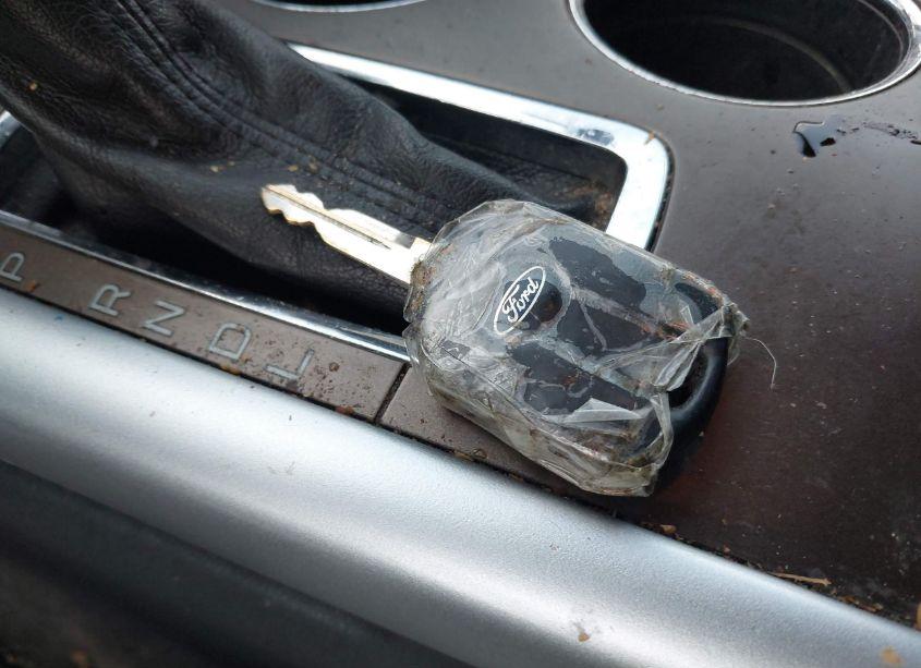 Photo 11 of 2012 Ford Edge SEL (VIN 2FMDK3J94CBA93338)