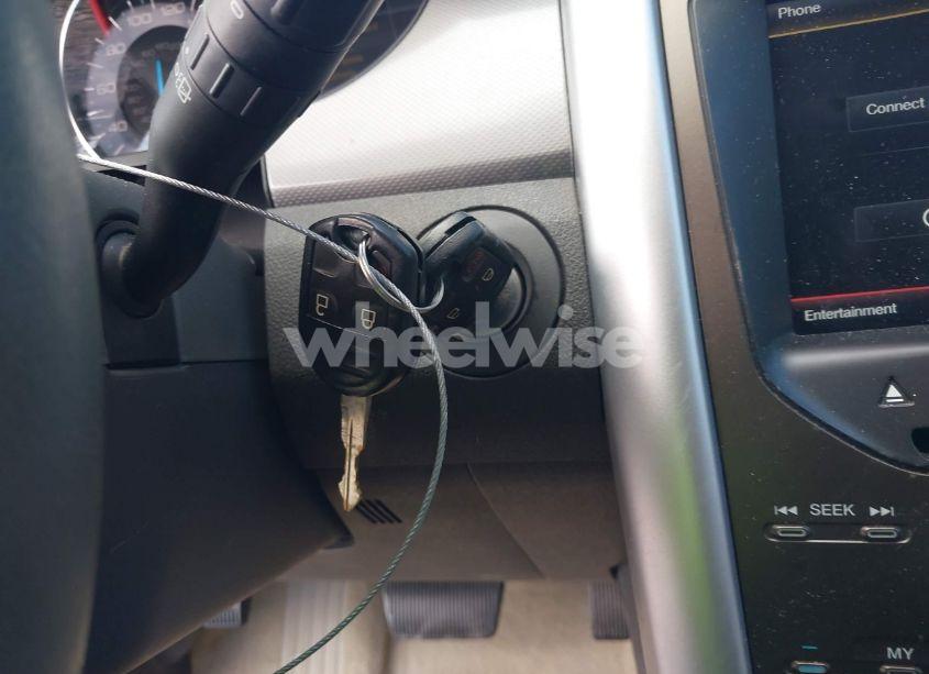 Photo 11 of 2012 Ford Edge SEL (VIN 2FMDK3J96CBA06930)