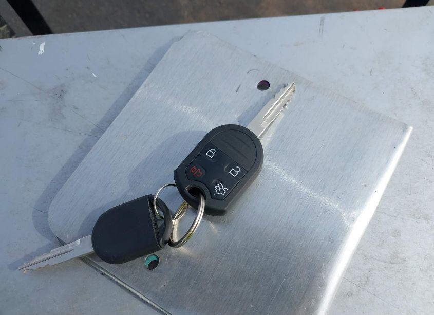 Photo 11 of 2012 Ford Edge SEL (VIN 2FMDK3J97CBA37636)