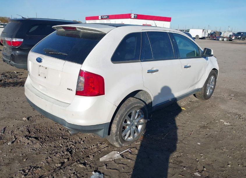 Photo 4 of 2011 Ford Edge SEL (VIN 2FMDK3JC0BBA25502)