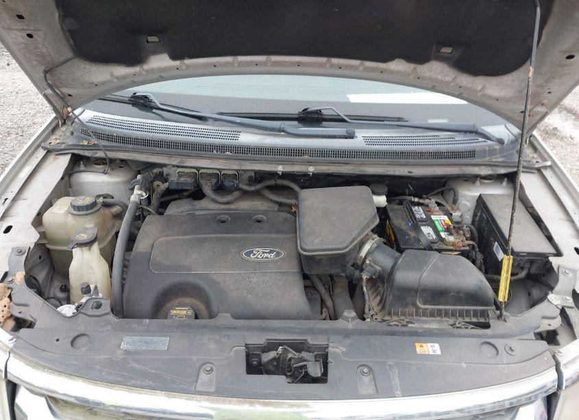 Photo 10 of 2011 Ford Edge SEL (VIN 2FMDK3JC0BBA57415)