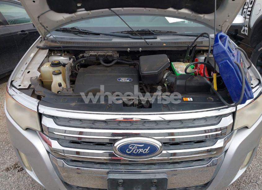 Photo 10 of 2011 Ford Edge SEL (VIN 2FMDK3JC0BBA88437)
