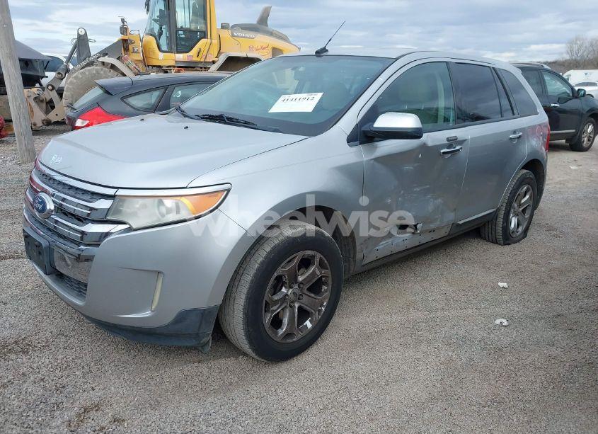 Photo 2 of 2011 Ford Edge SEL (VIN 2FMDK3JC0BBA88437)