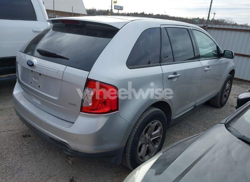 Photo 4 of 2011 Ford Edge SEL (VIN 2FMDK3JC0BBA88437)