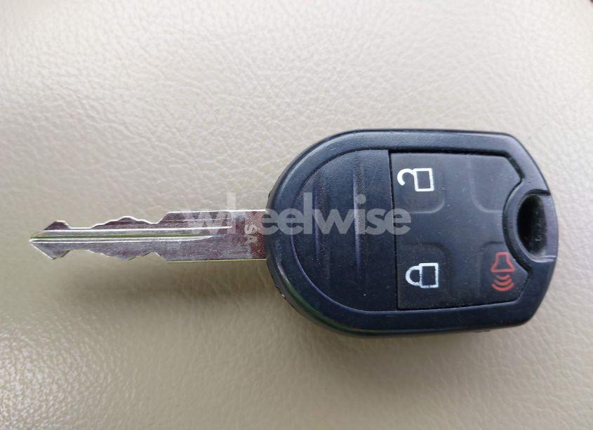 Photo 11 of 2011 Ford Edge SEL (VIN 2FMDK3JC0BBB21596)