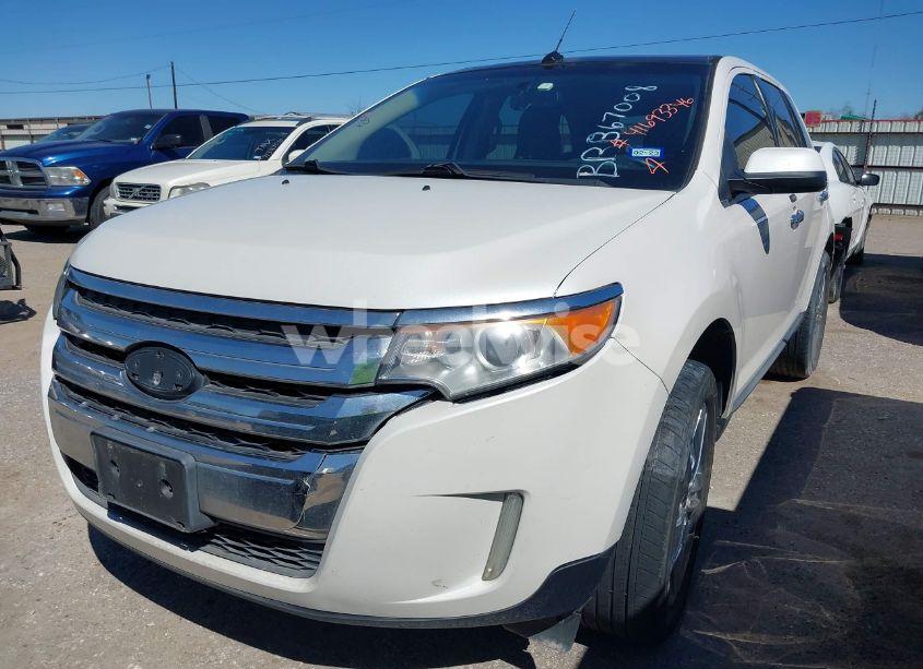 Photo 2 of 2011 Ford Edge SEL (VIN 2FMDK3JC0BBB67008)