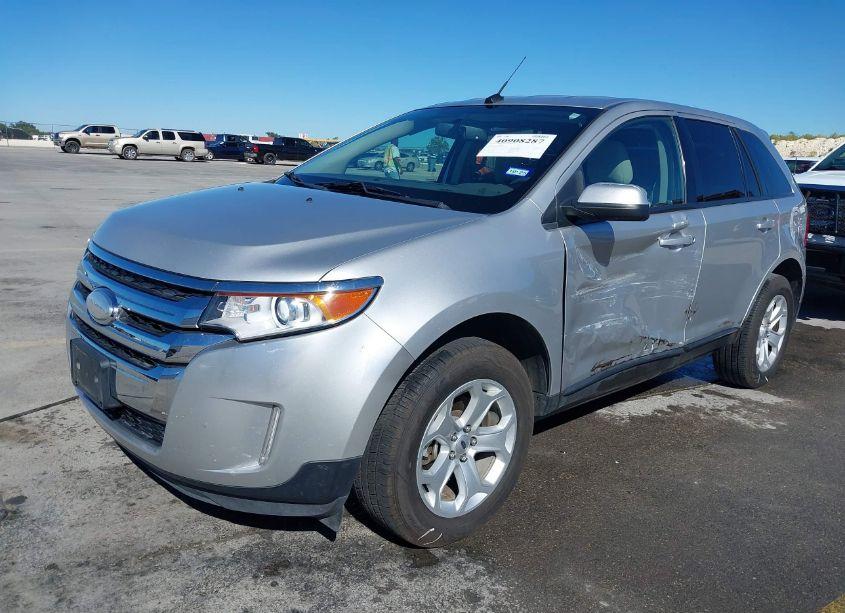 Photo 2 of 2012 Ford Edge SEL (VIN 2FMDK3JC0CBA26909)